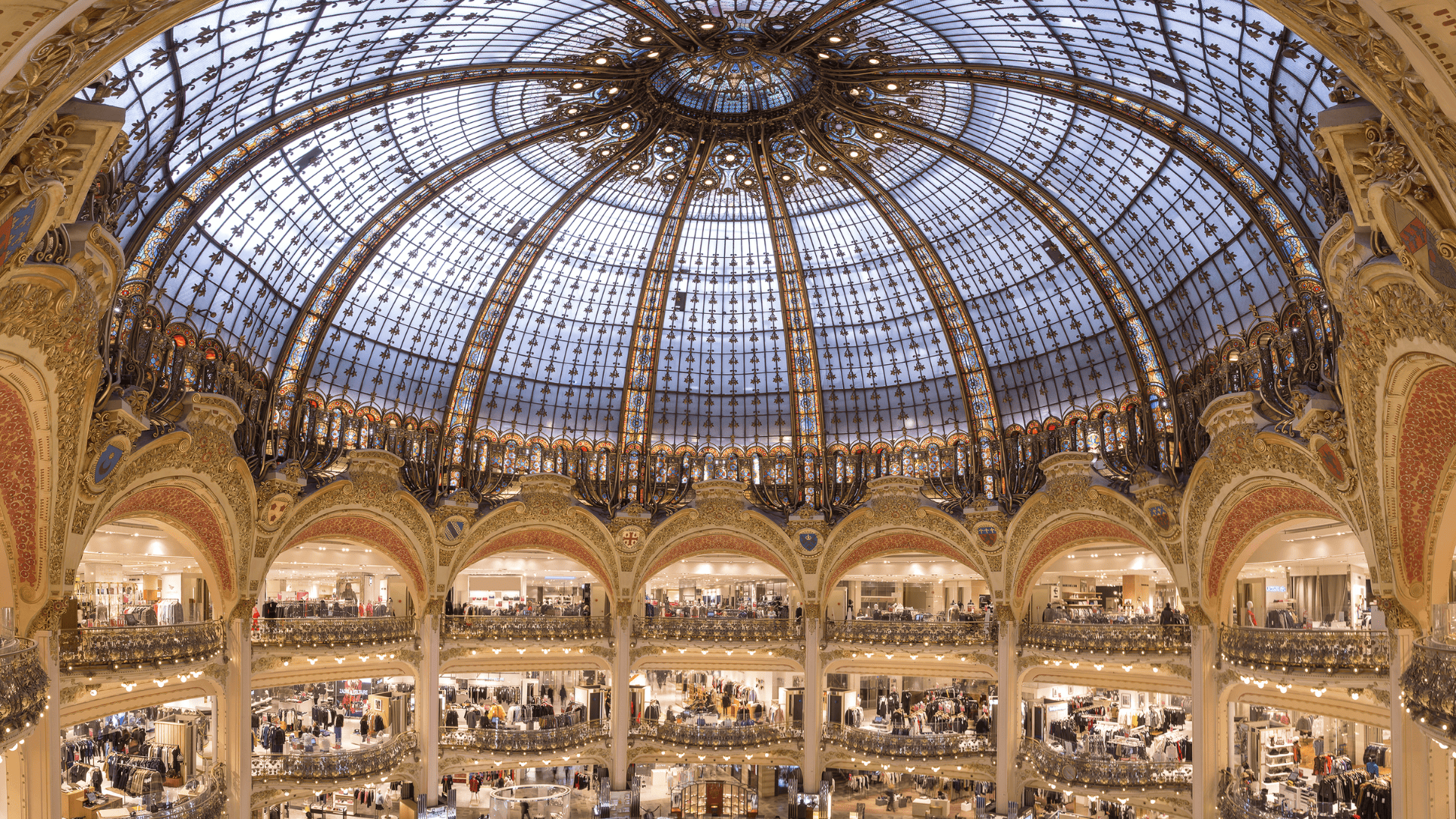 <small>Compras em Paris:</small> O Guia das Melhores Grifes