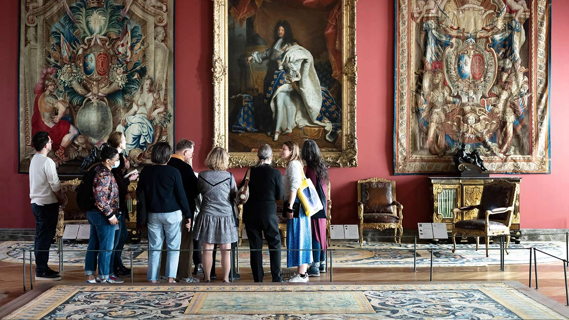 <small>PASSEIO GUIADO PARIS: </small>O que é e Quando Vale a Pena Contratar