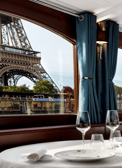 Cruzeiro Don Juan II pelo Rio Sena