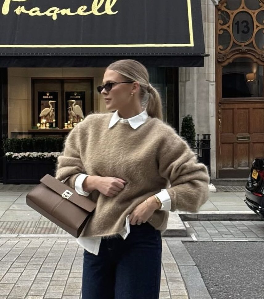 Suéter leve para a primavera em Paris